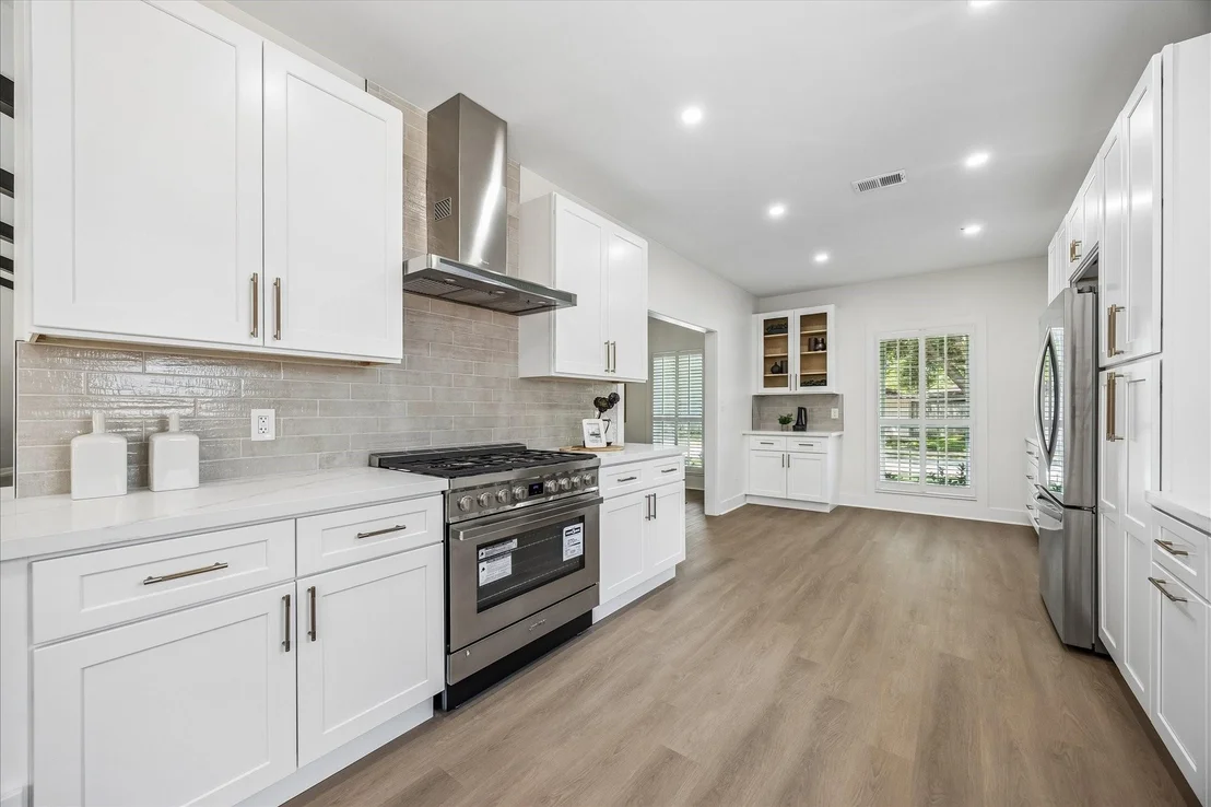 Photo of 607 Blue Willow Drive