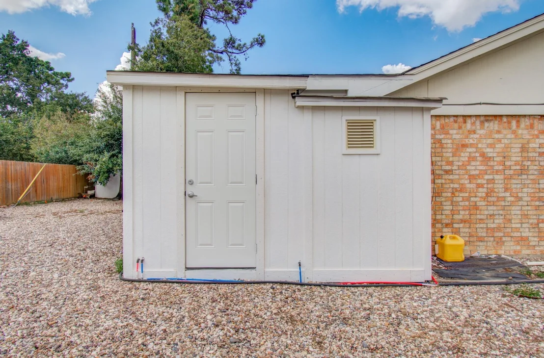 Photo of 16127 Forest Way Drive