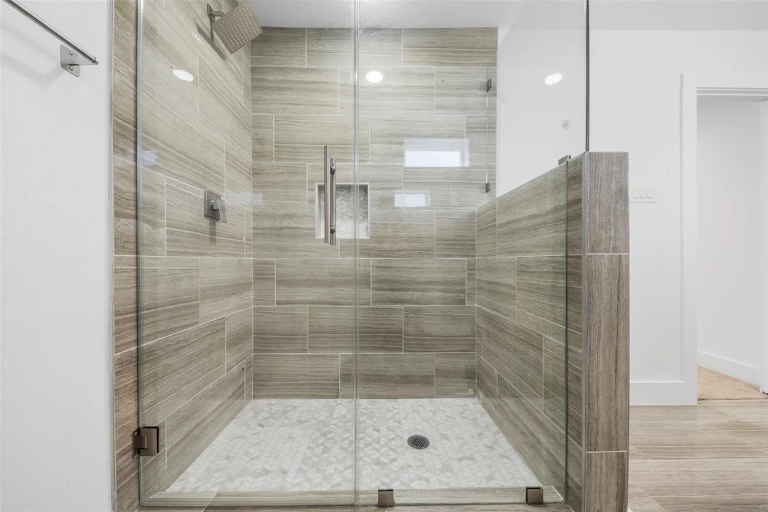 Photo of 6403 Acorn Forest Drive