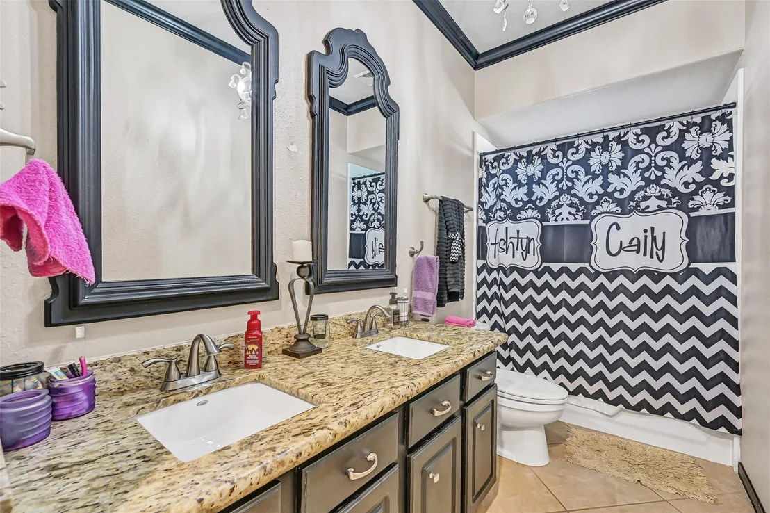 Photo of 906 High Ridge Circle