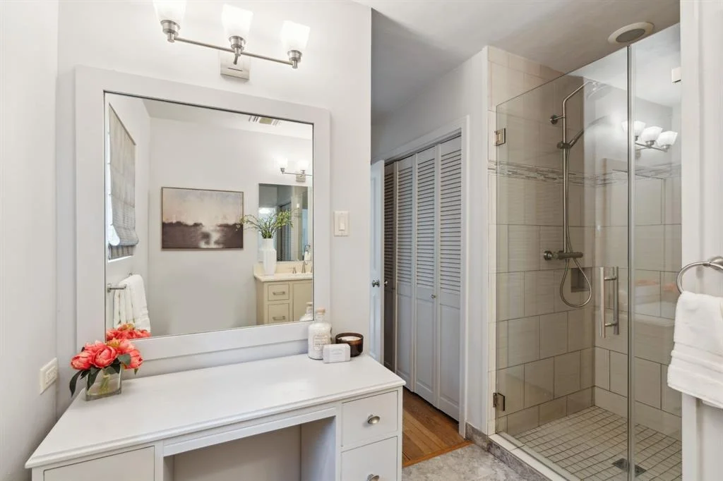 Photo of 5627 Del Monte Drive