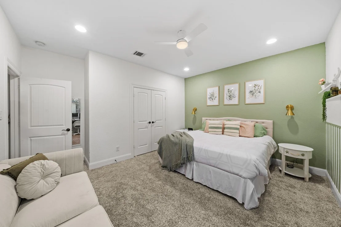 Photo of 1835 Hewitt Drive