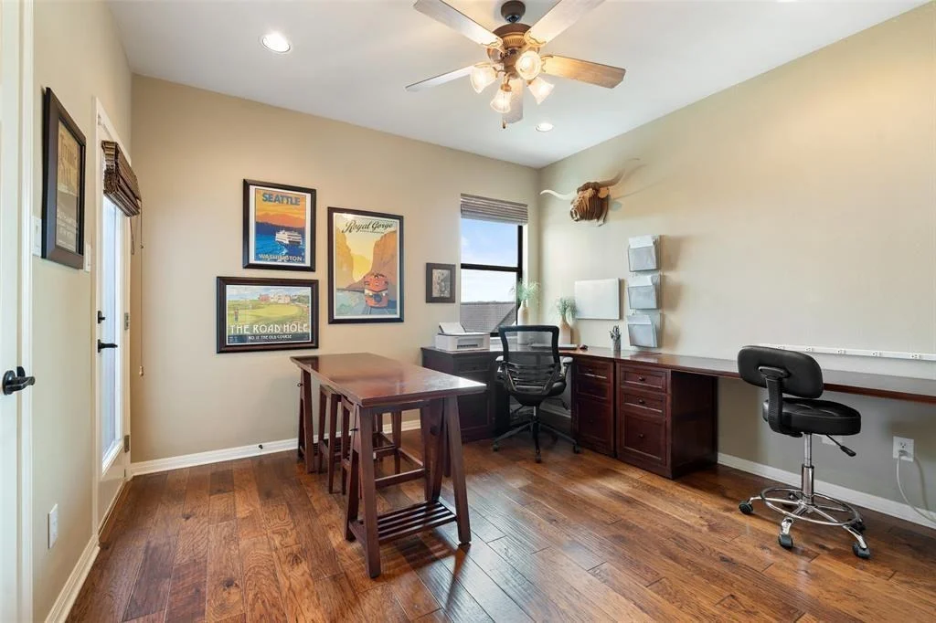 Photo of 6006 Seville Drive