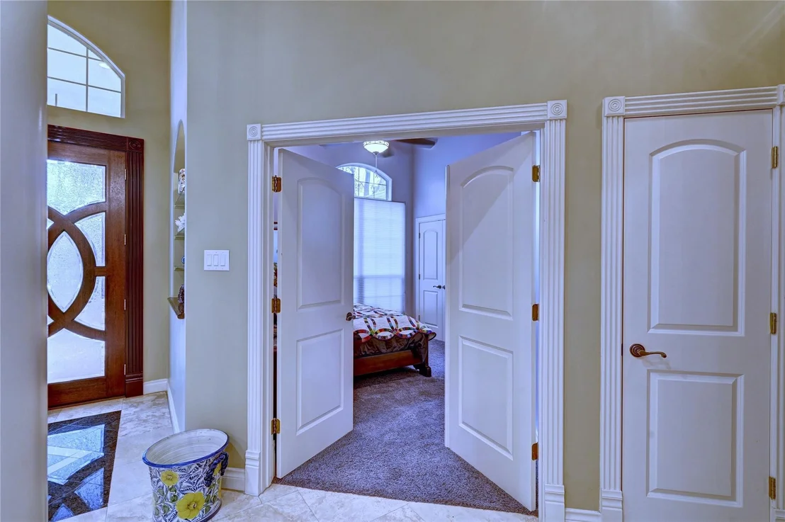 Photo of 9526 Deer Path Lane