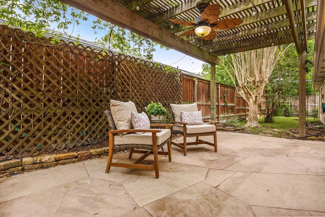 Photo of 1803 Briarpark Drive