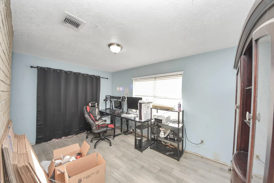 Photo of 22122 Breezy Hill Drive
