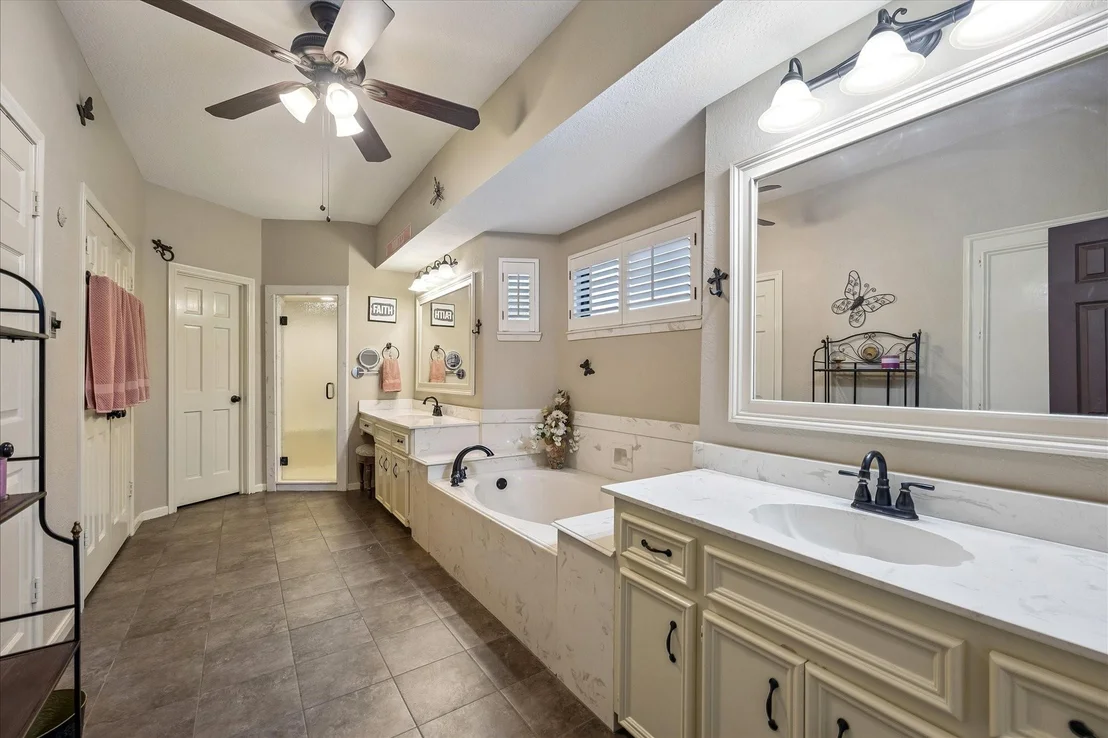 Photo of 608 Westview Terrace Drive
