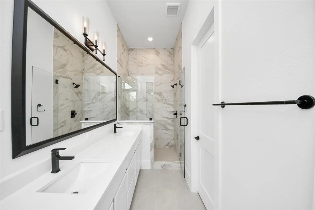 Photo of 405 Forest Reserve Place
