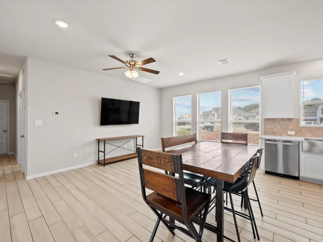Photo of 262 Peninsula Point Drive