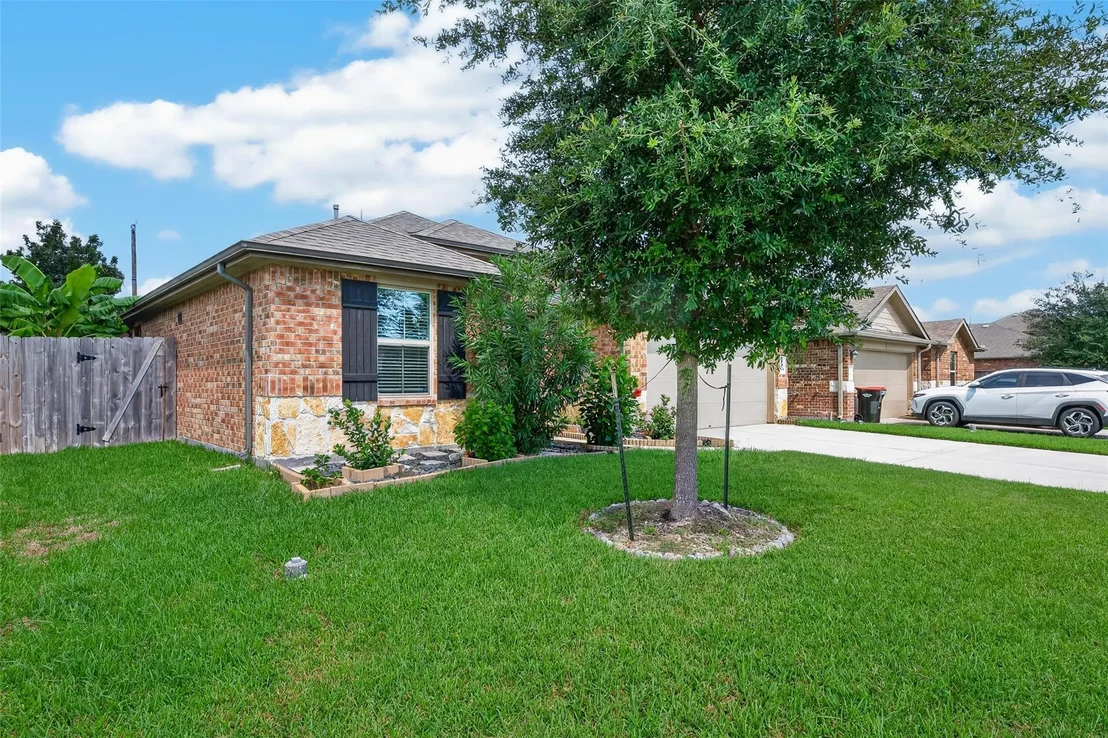Photo of 3210 Specklebelly Drive Drive