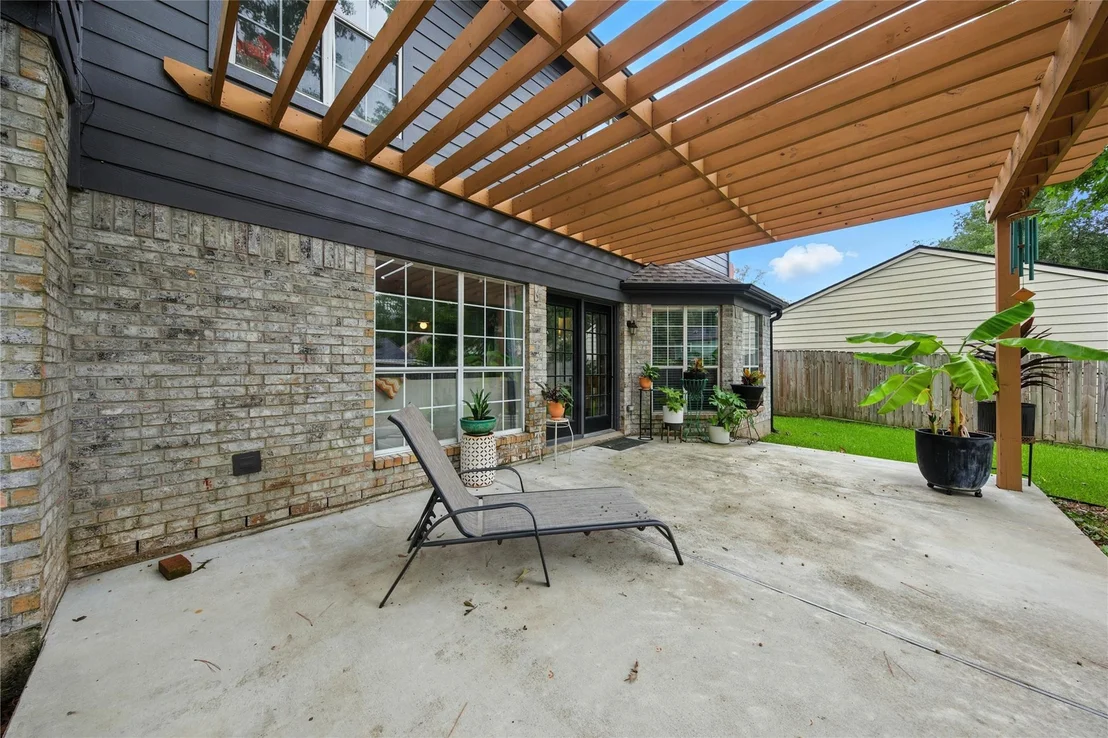 Photo of 115 Regency Way
