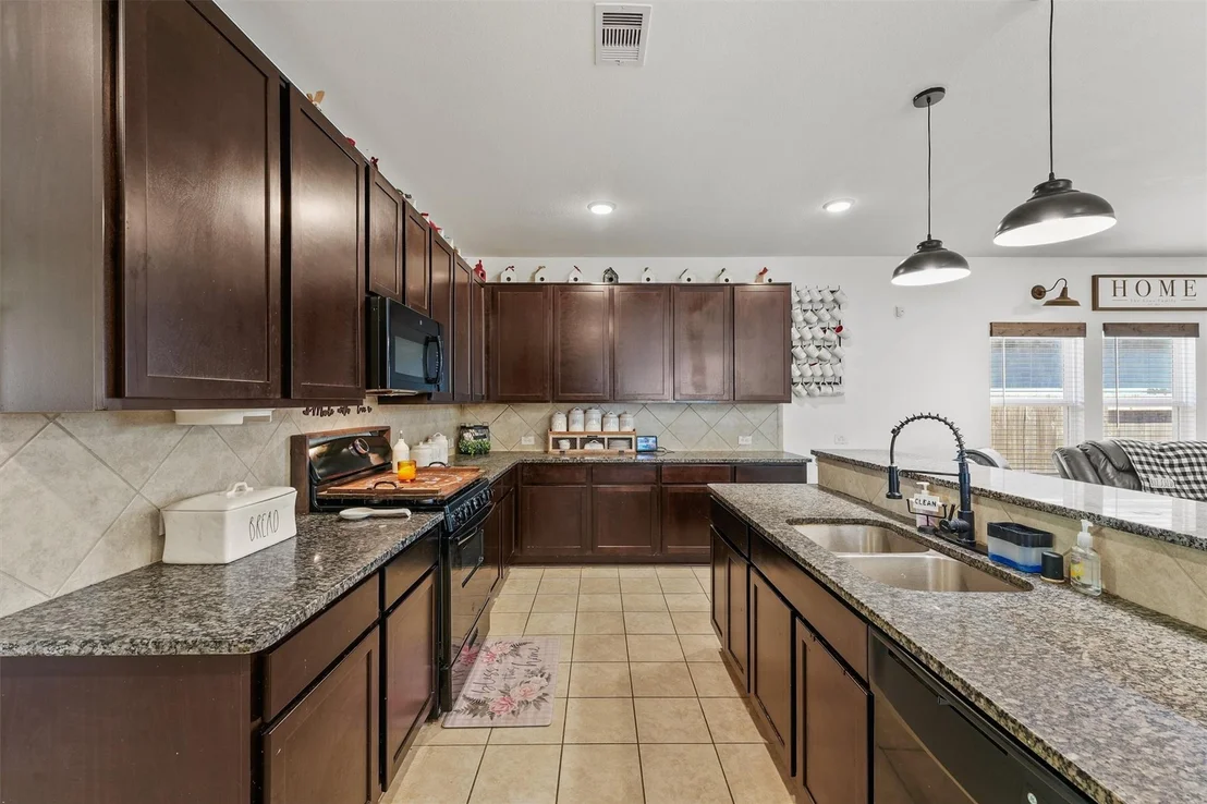 Photo of 5303 Rivers Edge Drive