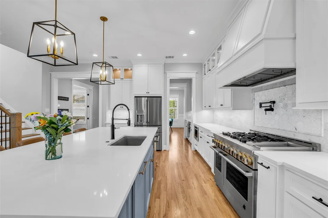 Photo of 800 Walton Street