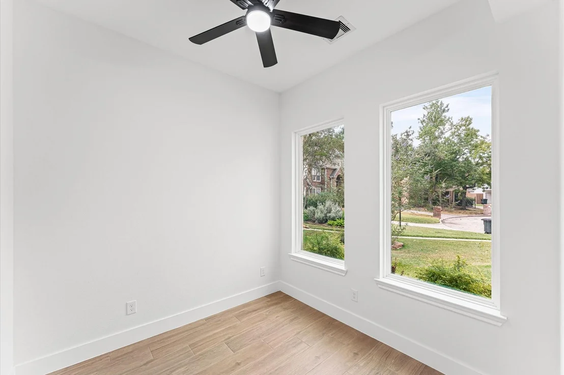 Photo of 19119 Emory Trail