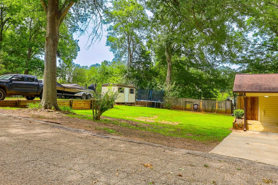 Photo of 106 N Ayish Street