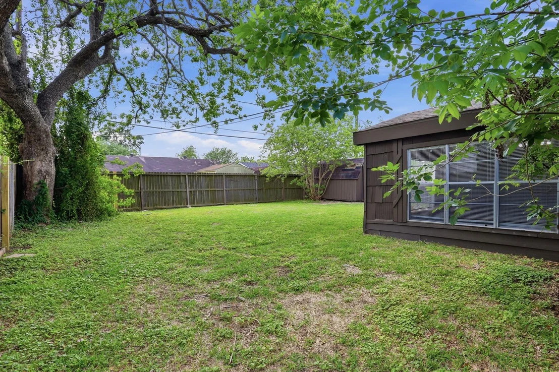 Photo of 5242 Grace Point Lane