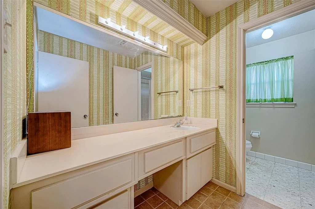 Photo of 5927 Pinewilde Drive