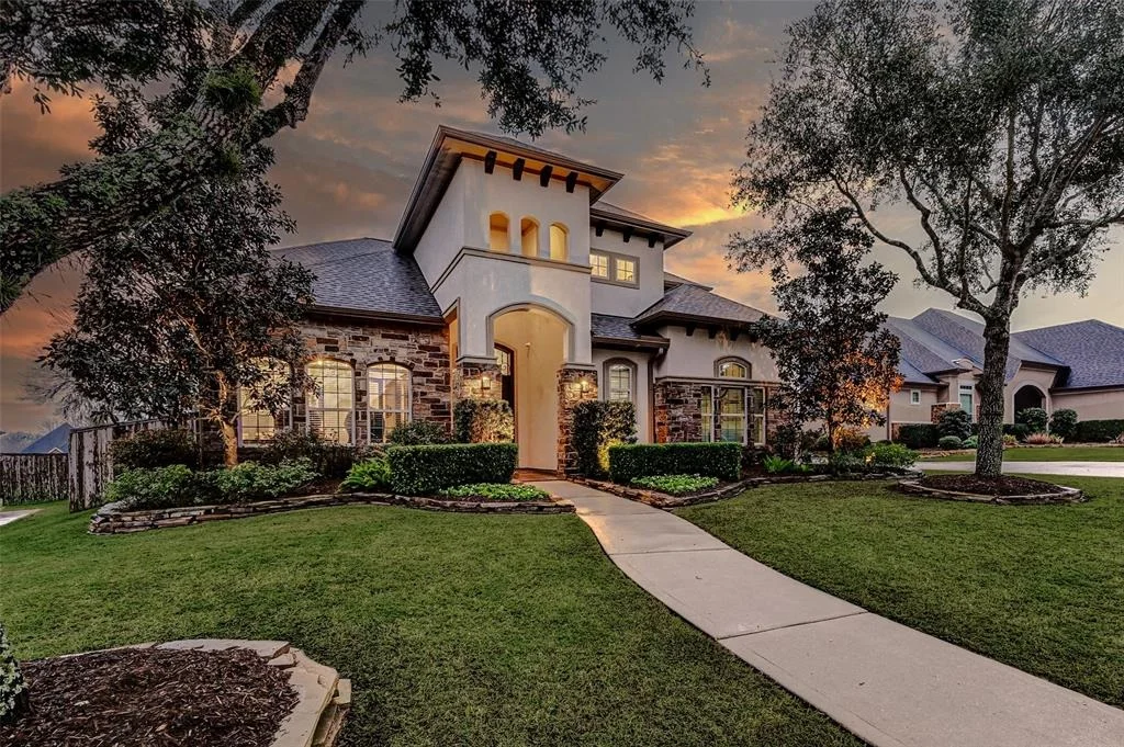 Photo of 30811 Shady Oak Drive