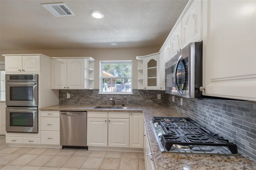 Photo of 17327 Shrub Oak Drive