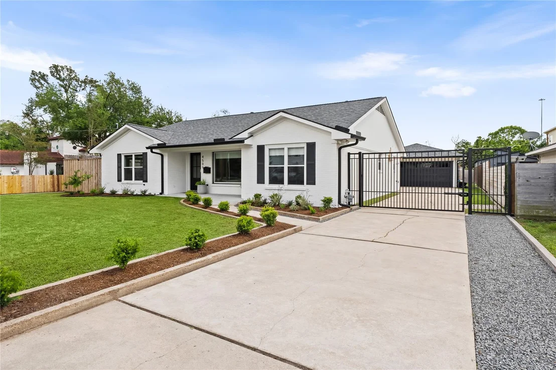 Photo of 4509 Brookwoods Drive