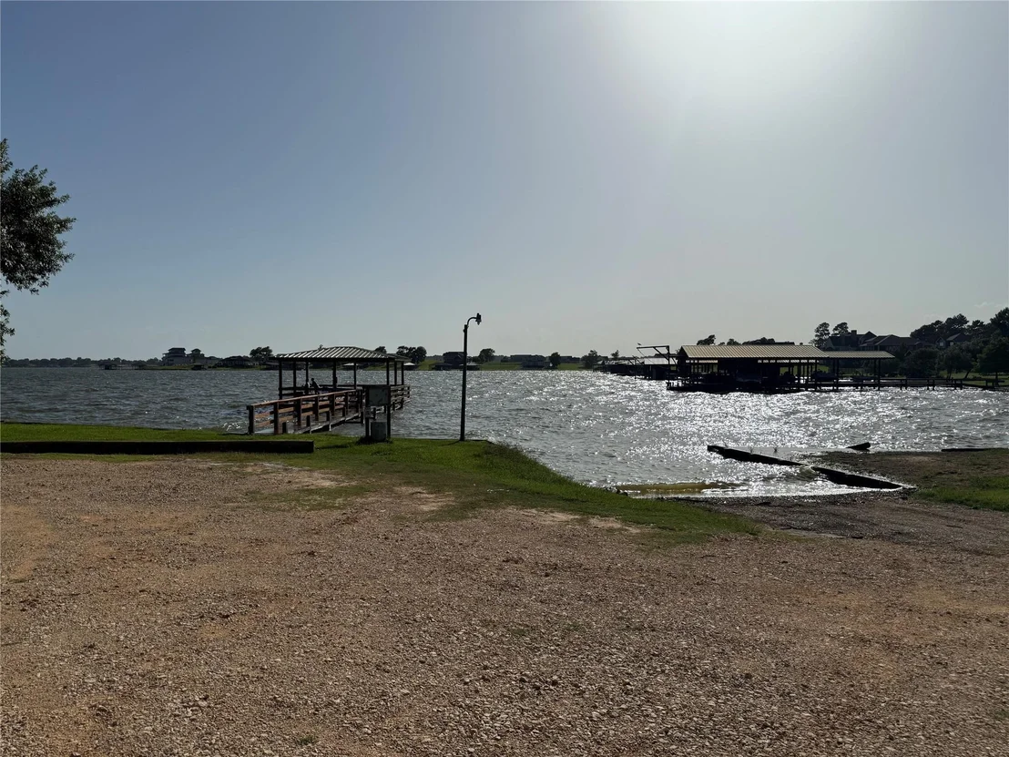 Photo of 388 Apple Grove