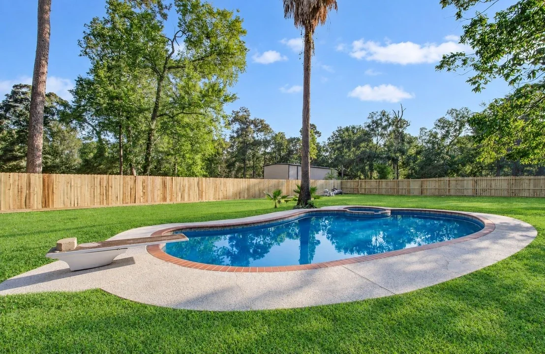 Photo of 16718 Charleston Drive