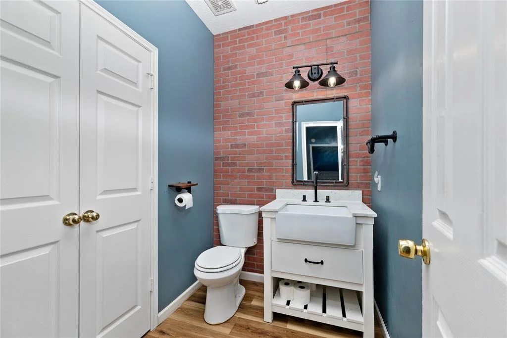 Photo of 10810 Ryan Oaks Drive