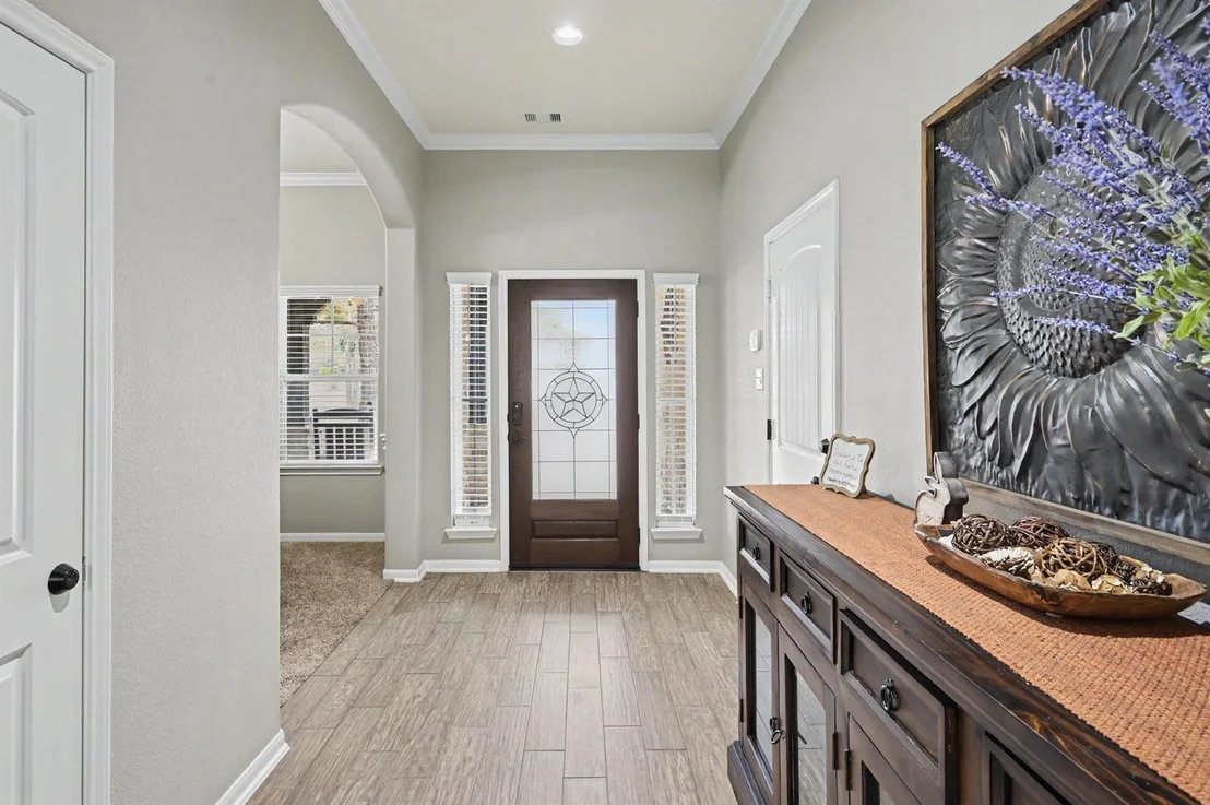 Photo of 9175 Wapiti Trail
