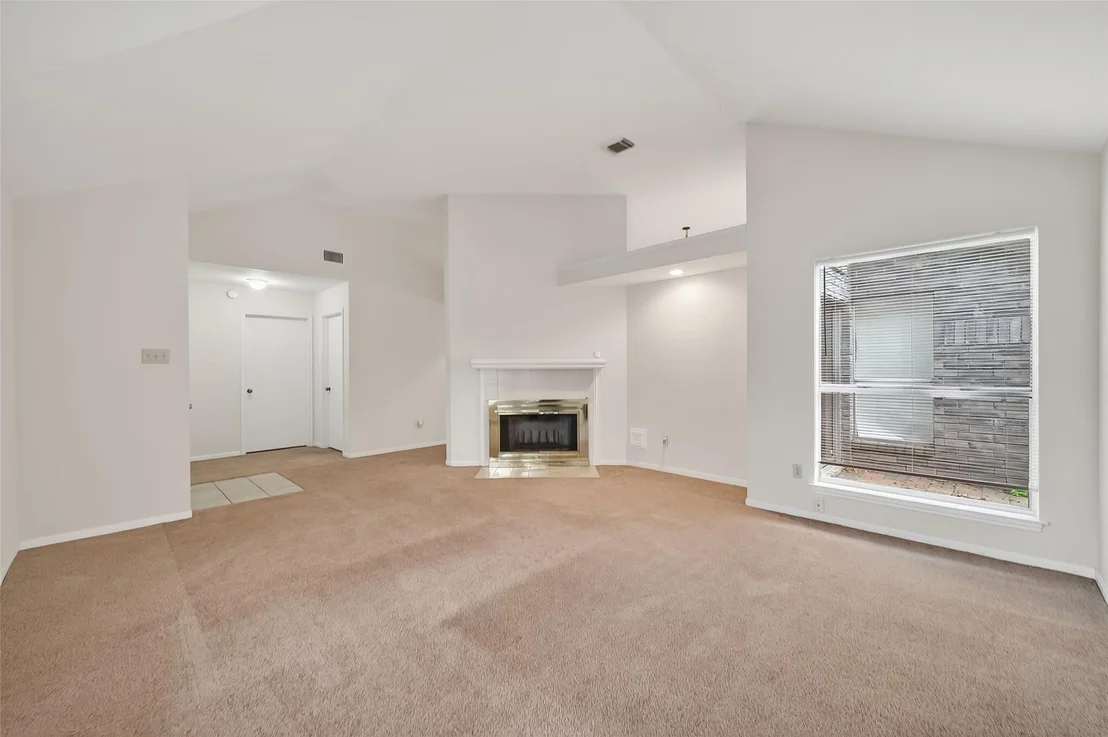 Photo of 17423 Saxon Drive