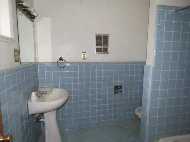 Photo of 3537 Drexel Avenue