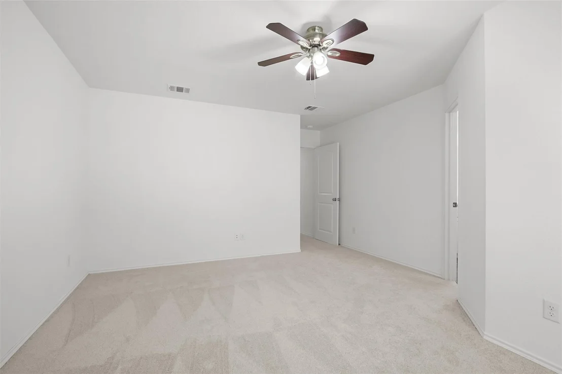 Photo of 706 Heritage Drive