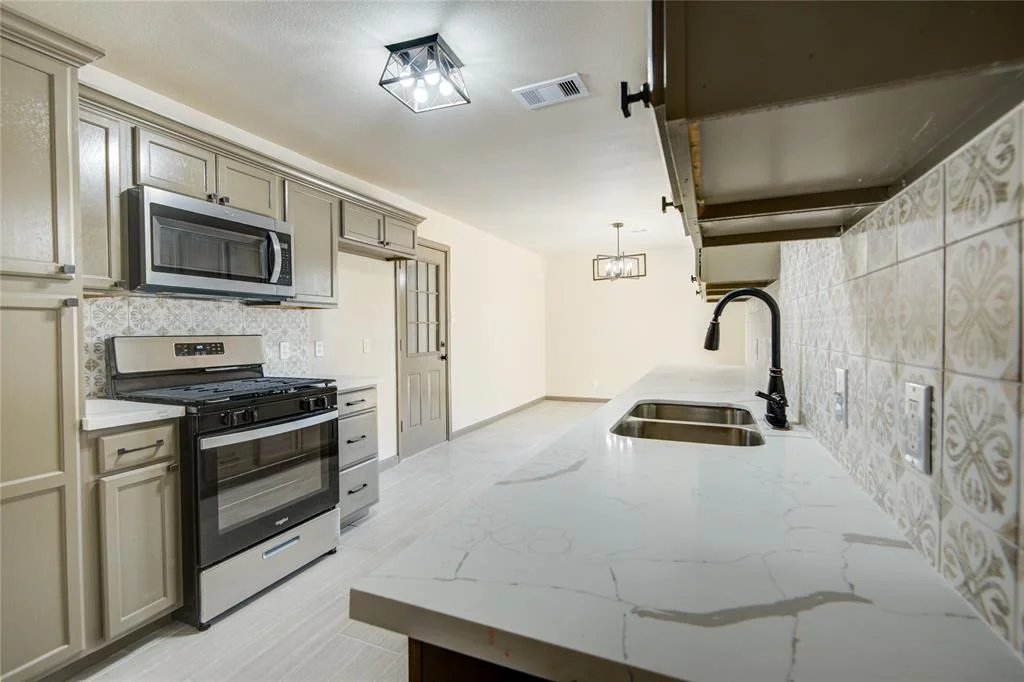 Photo of 501 N Avenue B