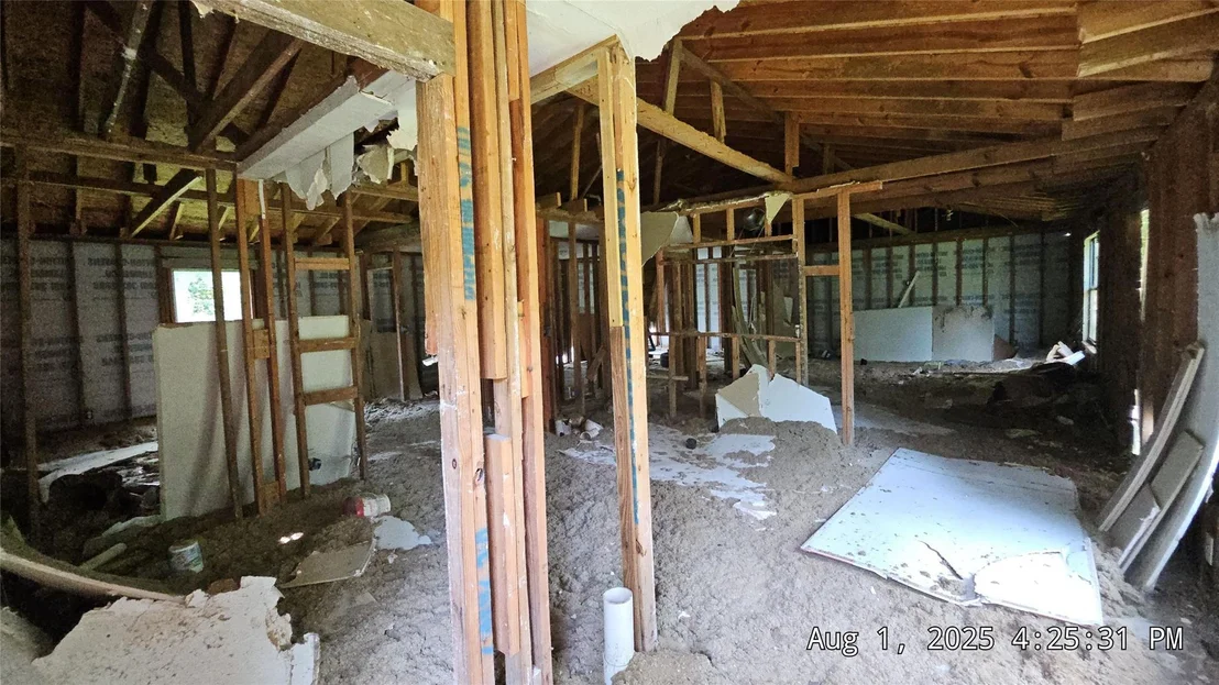 Photo of 17505 S Lakeview Drive