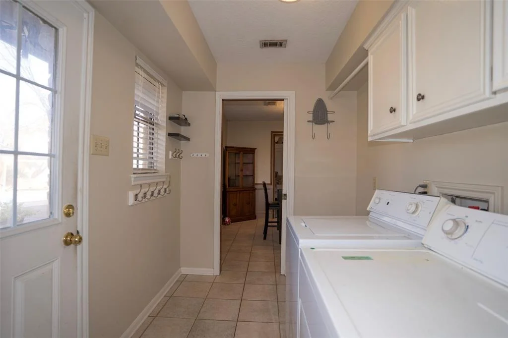 Photo of 16323 Laurelfield Drive
