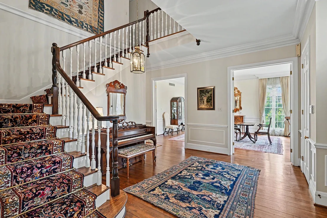 Photo of 6019 Stones Throw Road