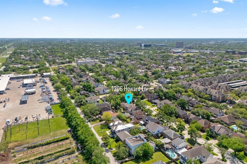 Photo of 1206 Howard Lane