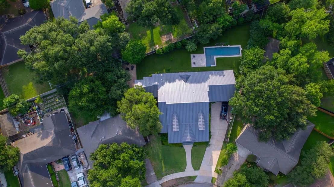 Photo of 10614 Moonlight Drive