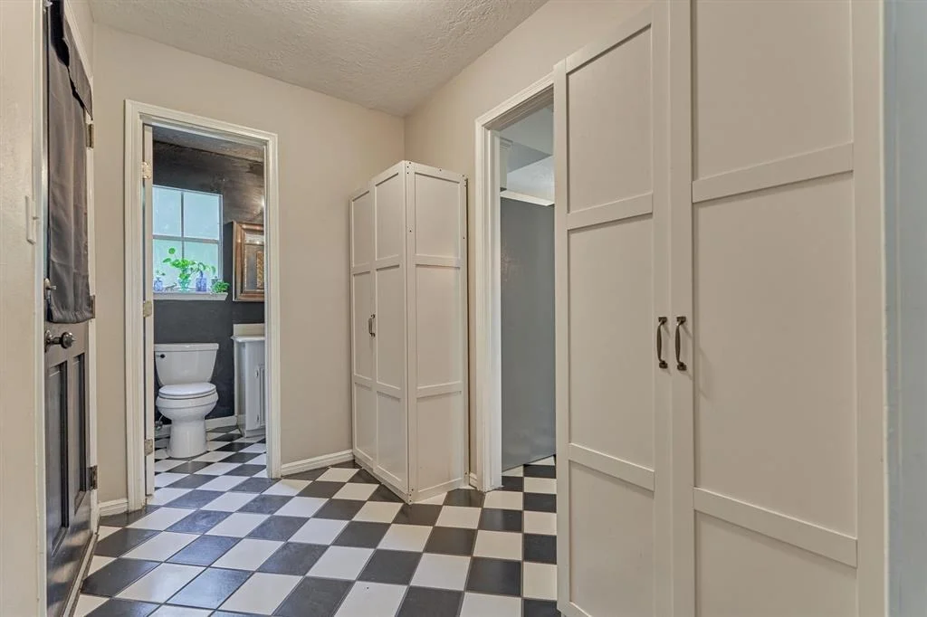 Photo of 23814 Creekview Drive