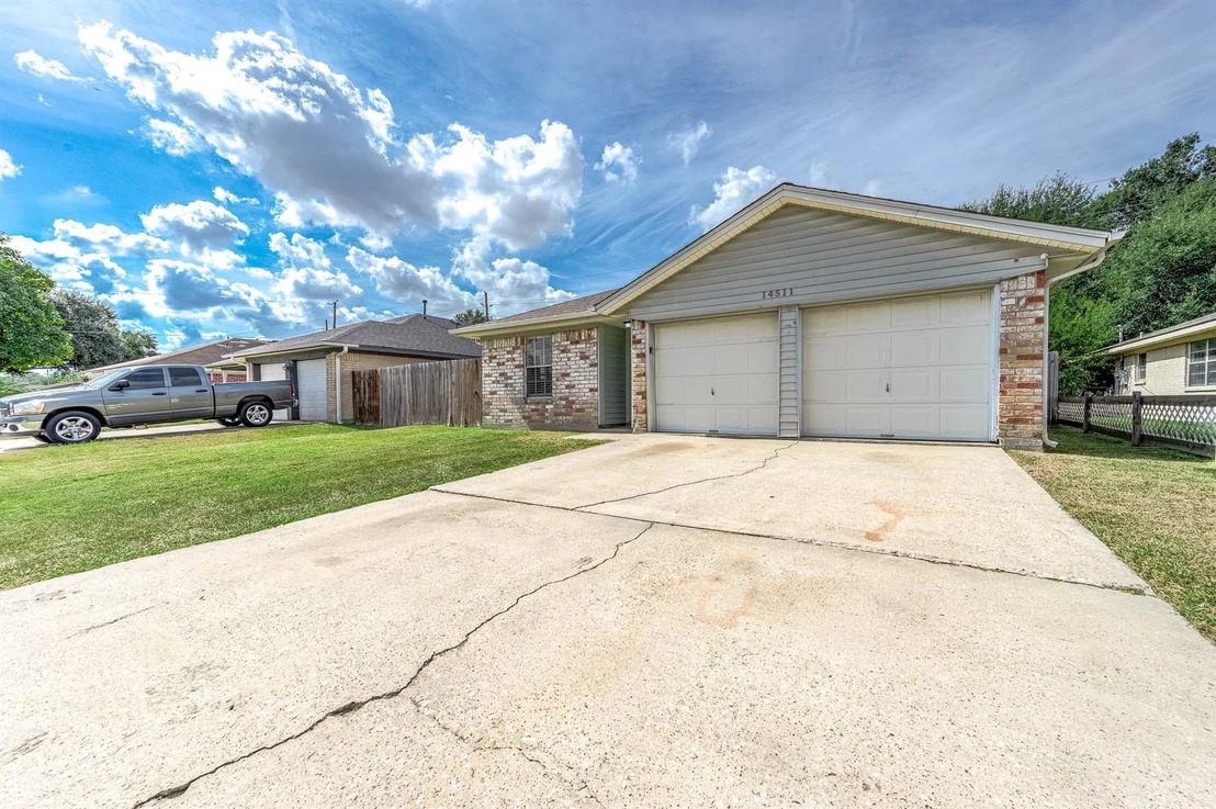 Photo of 14511 Sequoia Bend Boulevard