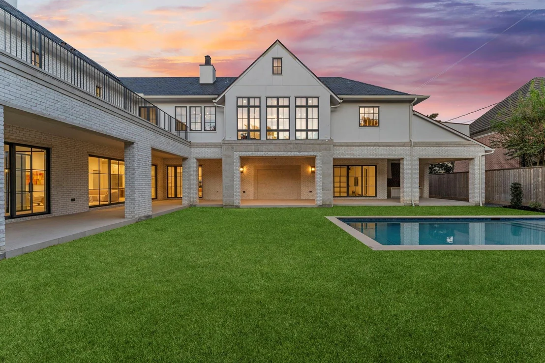 Photo of 3653 Chevy Chase Drive