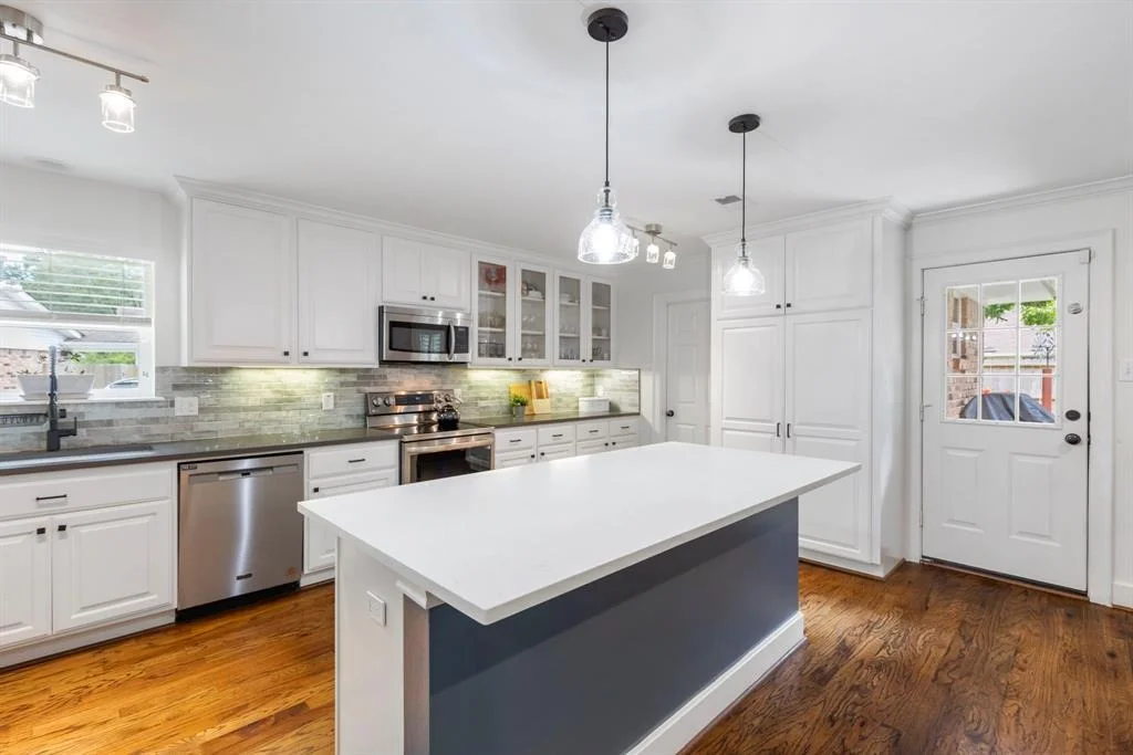 Photo of 4907 Twin Candle Drive