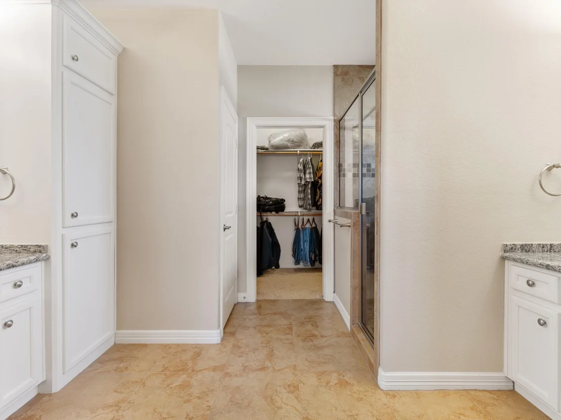 Photo of 9723 Highland Pointe Drive