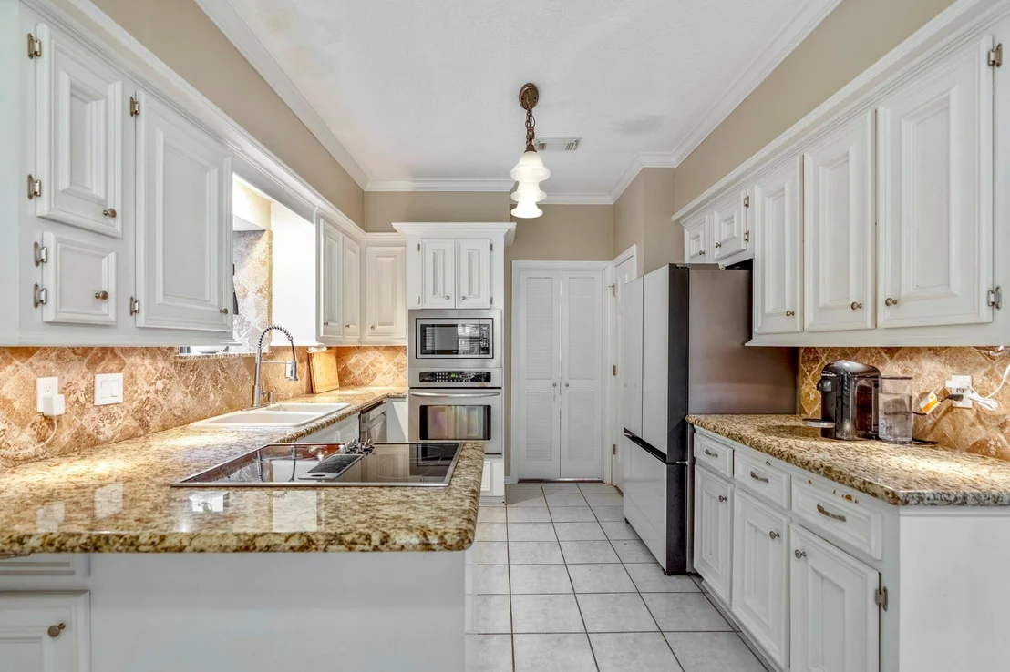 Photo of 407 Champion Lake Drive