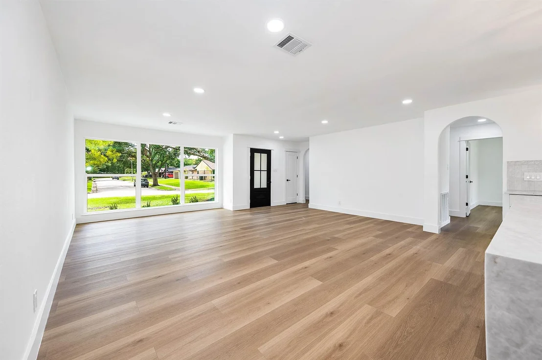 Photo of 10814 Moonlight Drive