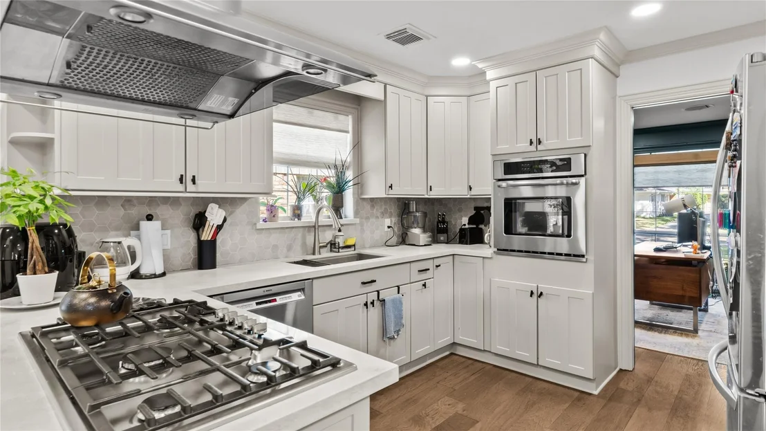 Photo of 5739 Valkeith Drive