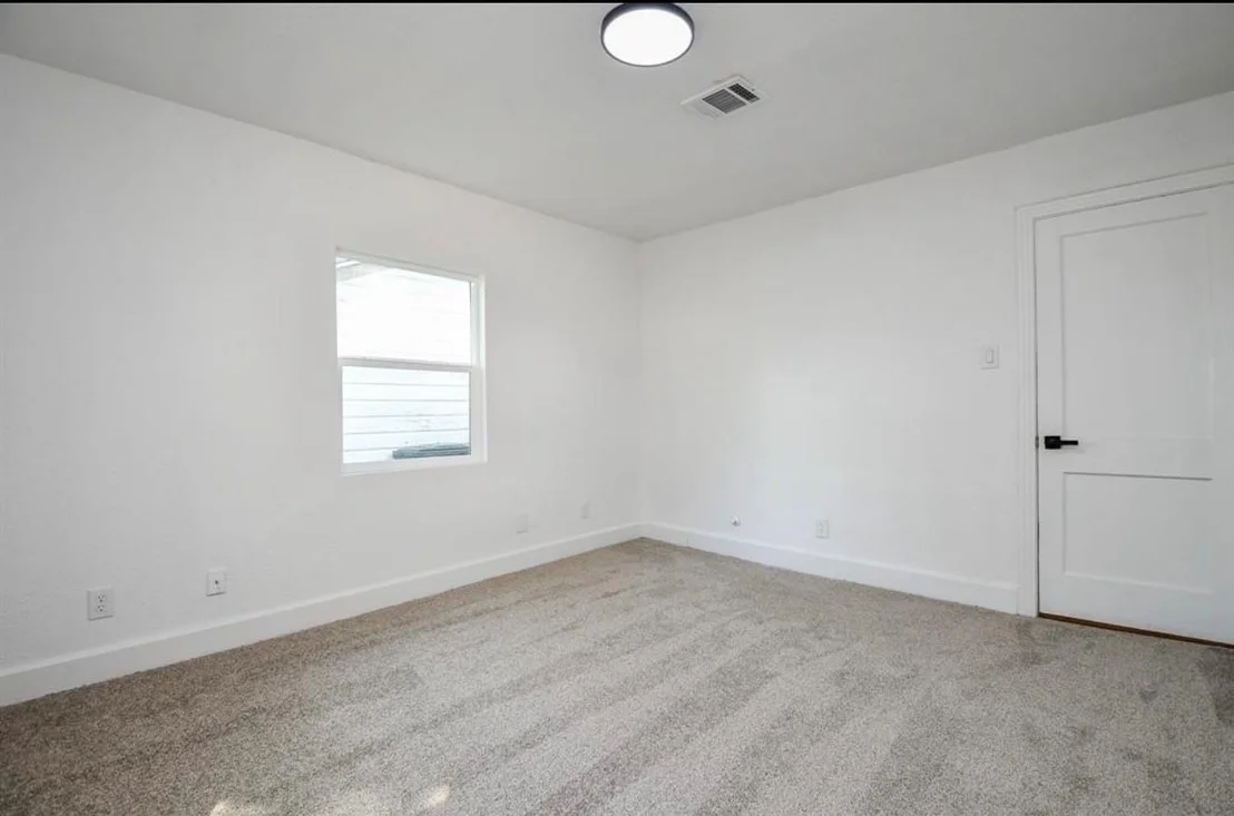 Photo of 6834 Saint Augustine Street