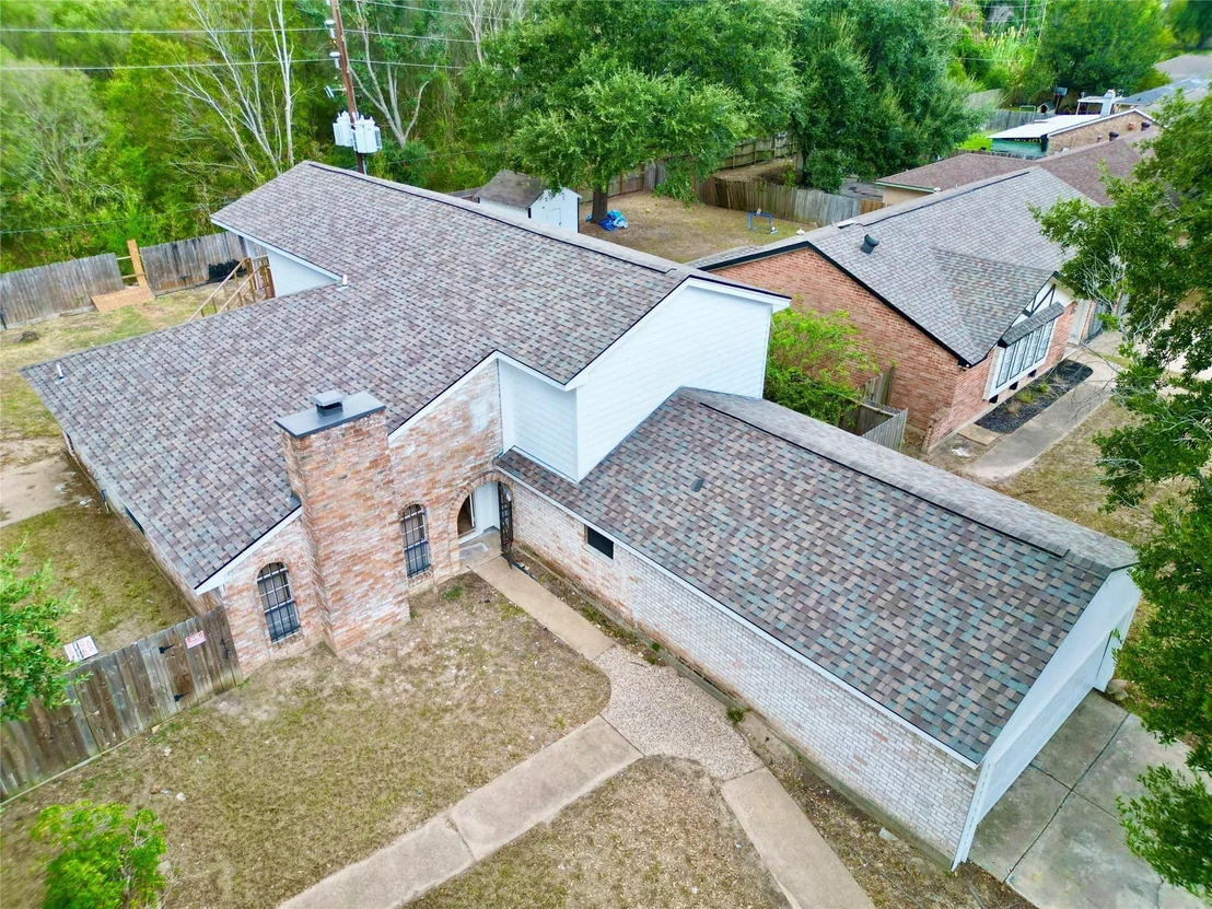 Photo of 10203 Heather Hill Drive