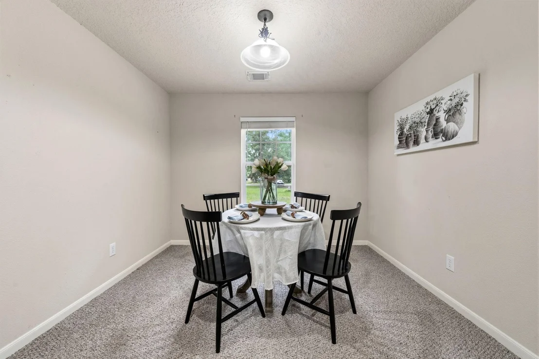 Photo of 27974 Southland Drive