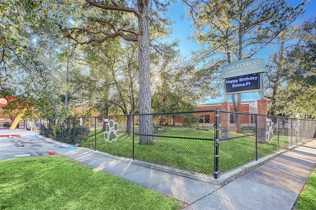 Photo of 1406 Thornton Road