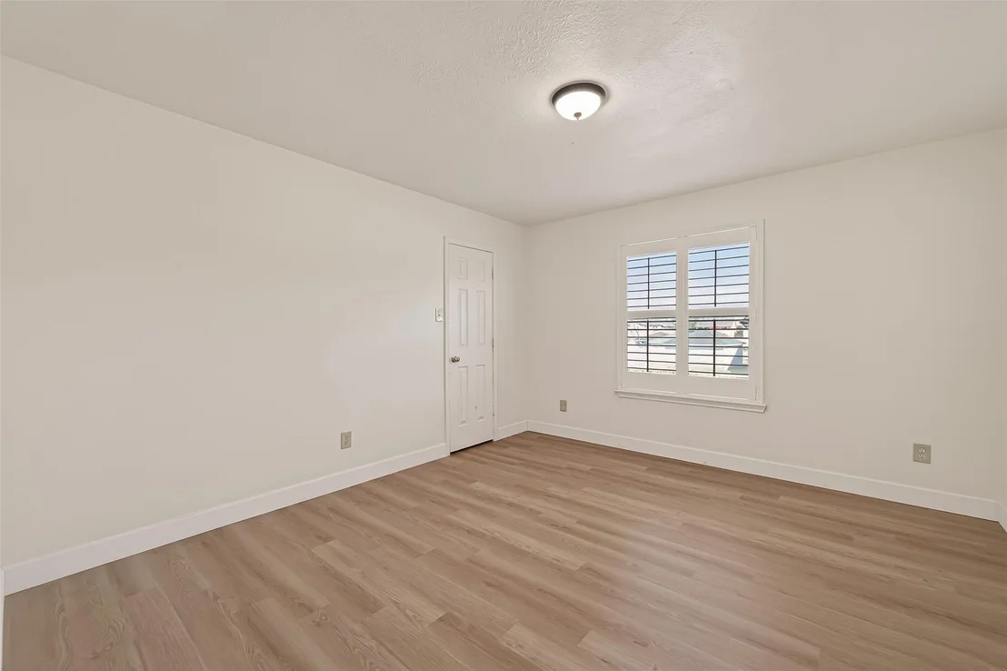 Photo of 15910 Clayton Bend Drive